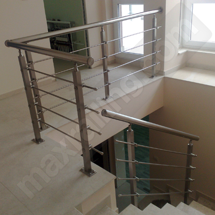 Стълбищен парапет